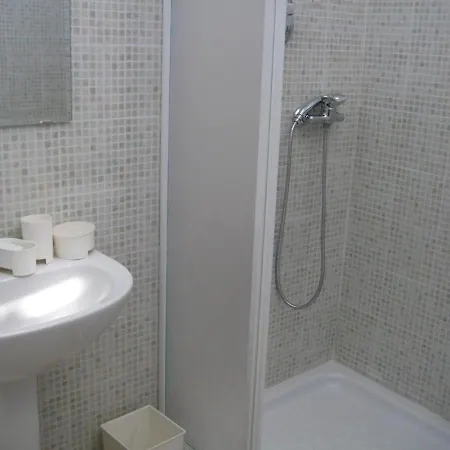 Apartment Spiaggiabella Indipendente A 30 Mt Dal Mare Lecce